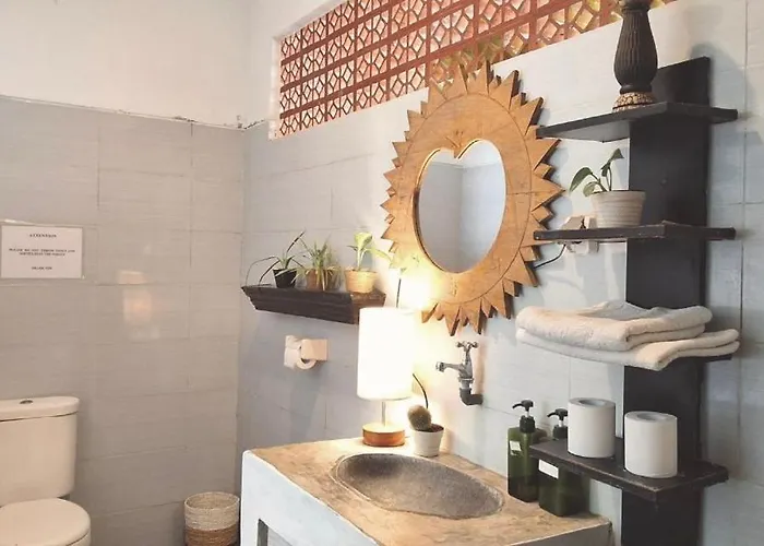 The Shortcut Apartment *